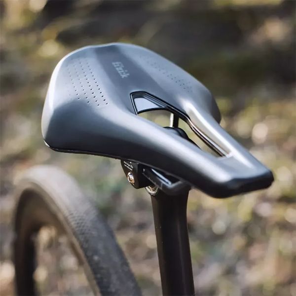 Сідло Fizik TEMPO ARGO R3 160 MM BLACK SAD-90-81 фото