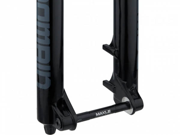 Вилка RockShox Domain RC - Crown 29" Boost&trade; 15x110 150mm Black Alum Str Tpr 44offset DebonAir (includes ZipTie Fender, Star nut & Maxle Stealth) B1 00.4020.707.007 фото