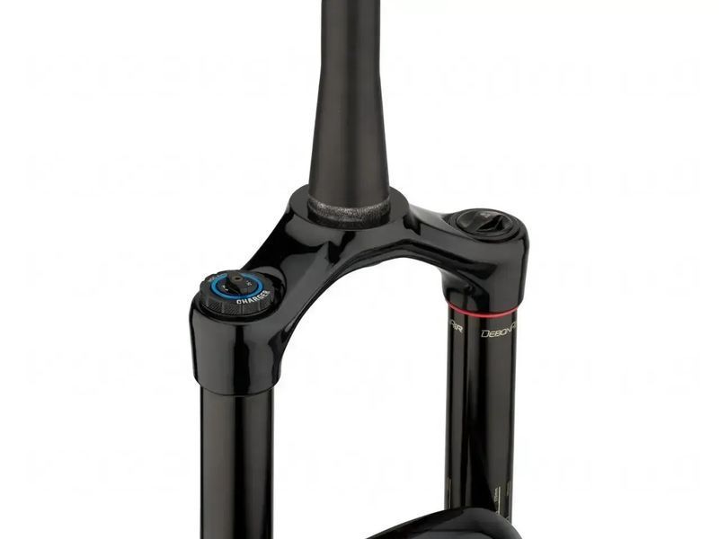Вилка RockShox Lyrik Ultimate Charger 2.1 RC2 - Crown 27.5" Boost&trade; 15x110 150mm Black Alum Str Tpr 46offset DebonAir (includes Fender,2 Btm Tokens, Star nut & Maxle Stealth) C3 00.4020.567.003 фото