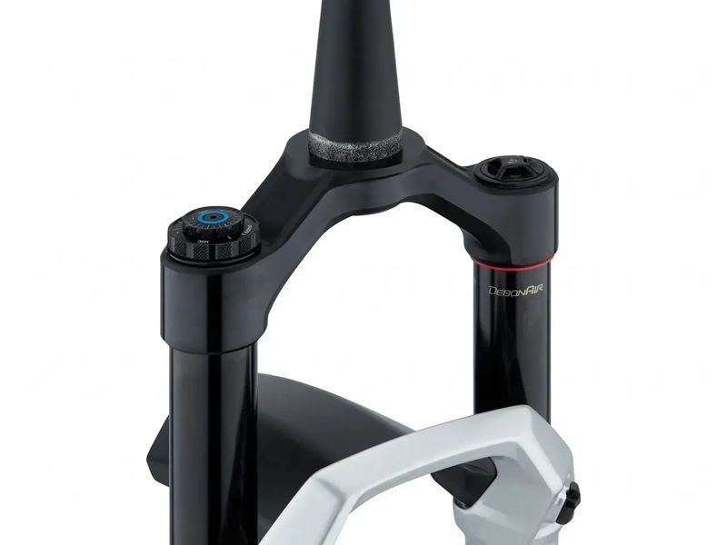 Вилка RockShox Pike Ultimate Charger 3 RC2 - Crown 27.5" Boost&trade; 15x110 140mm Silver Alum Str Tpr 37offset DebonAir+ (includes Bolt On Fender,2 Btm Tokens, Star nut & Maxle Stealth) C1 00.4020.697.006 фото