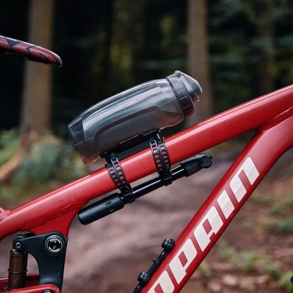 Фляга з конектором та базою FIDLOCK TWIST bottle 590мл., універсальна база, прозорий / чорний 4251207401060 фото